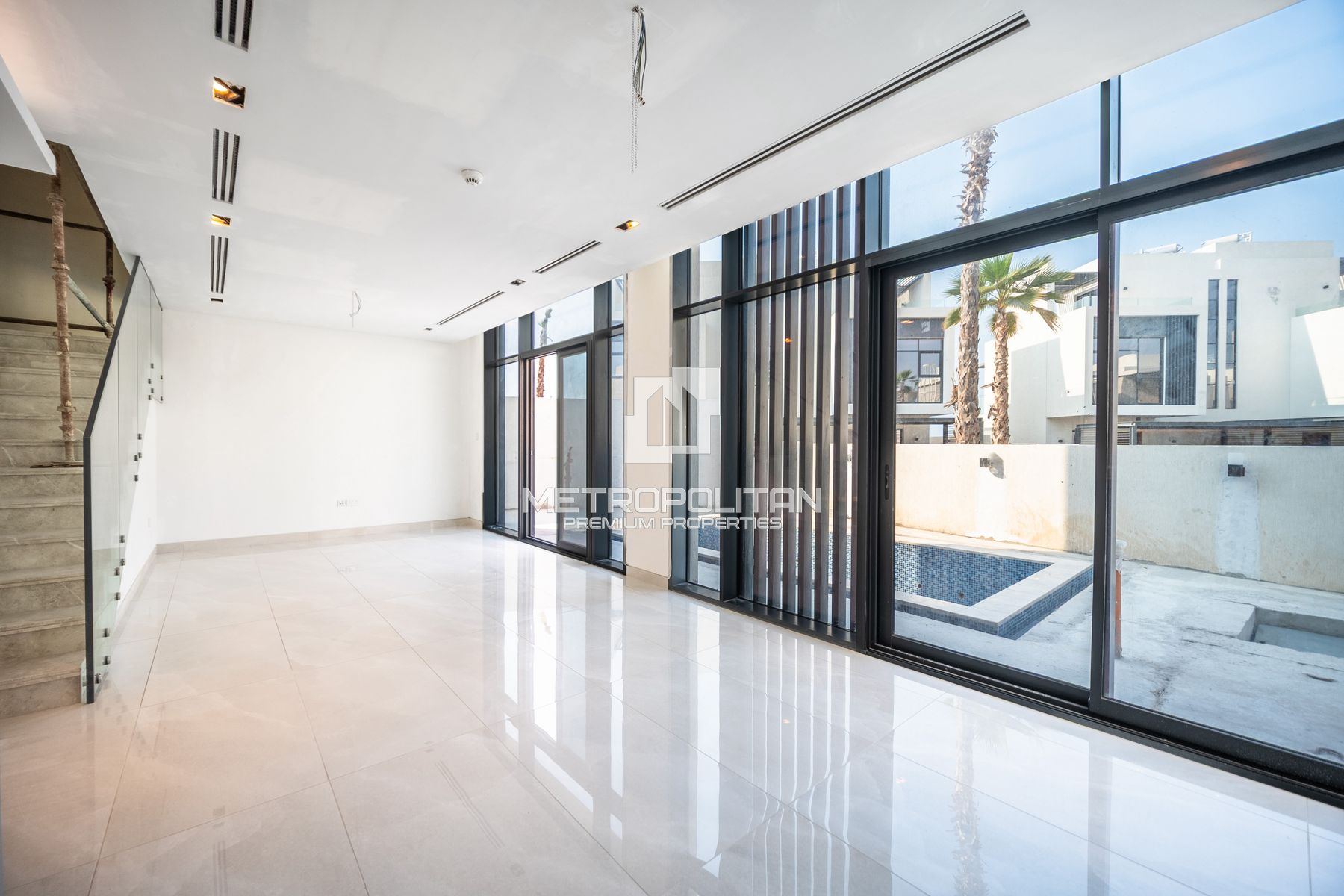 Exclusive Upgraded Villa | Premium Corner Plot photo-3