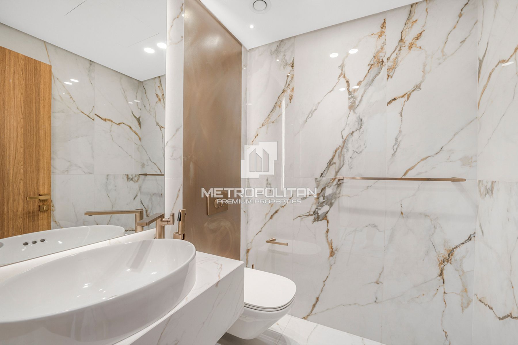 Ready For Living | Brand New | Spacious Layout photo-8