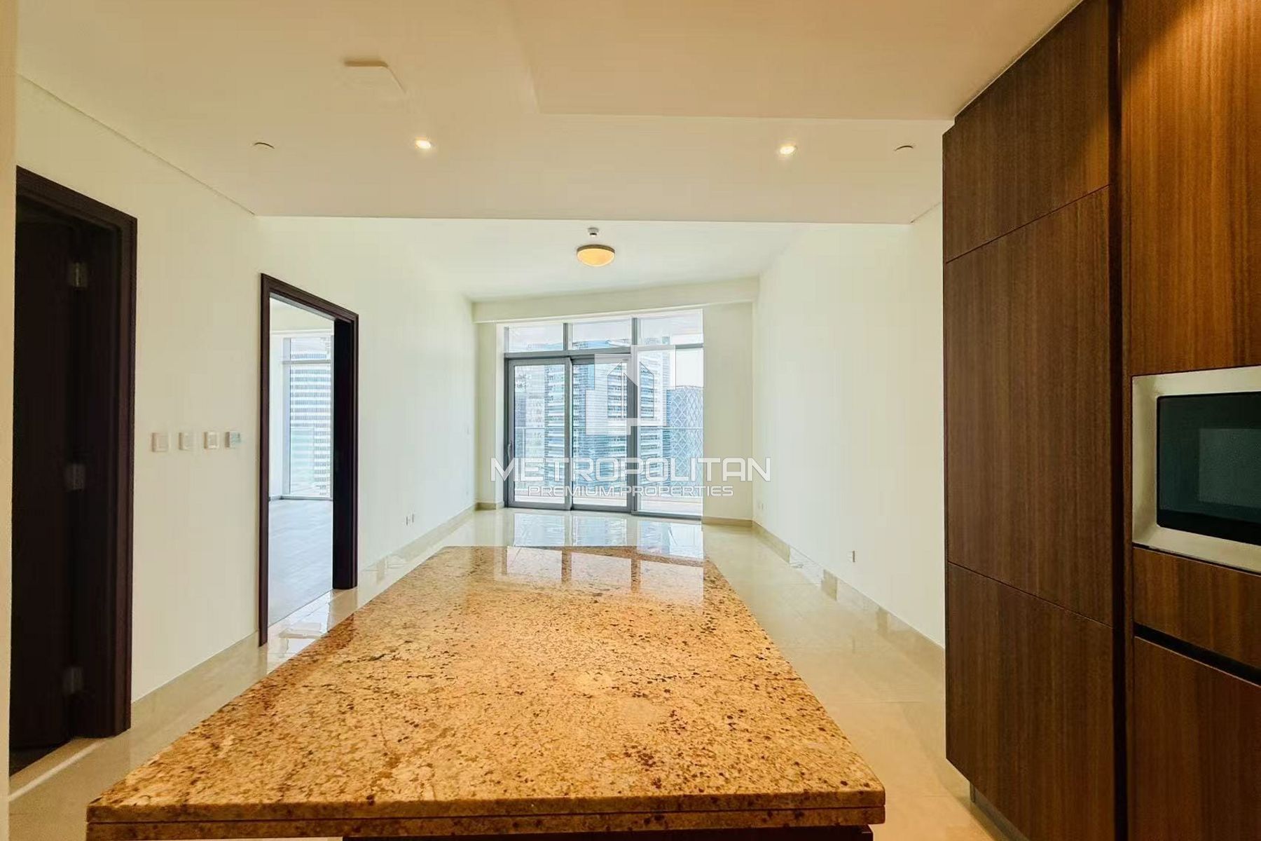 Spacious 1 Bed | Large Layout | Prime Location photo-6