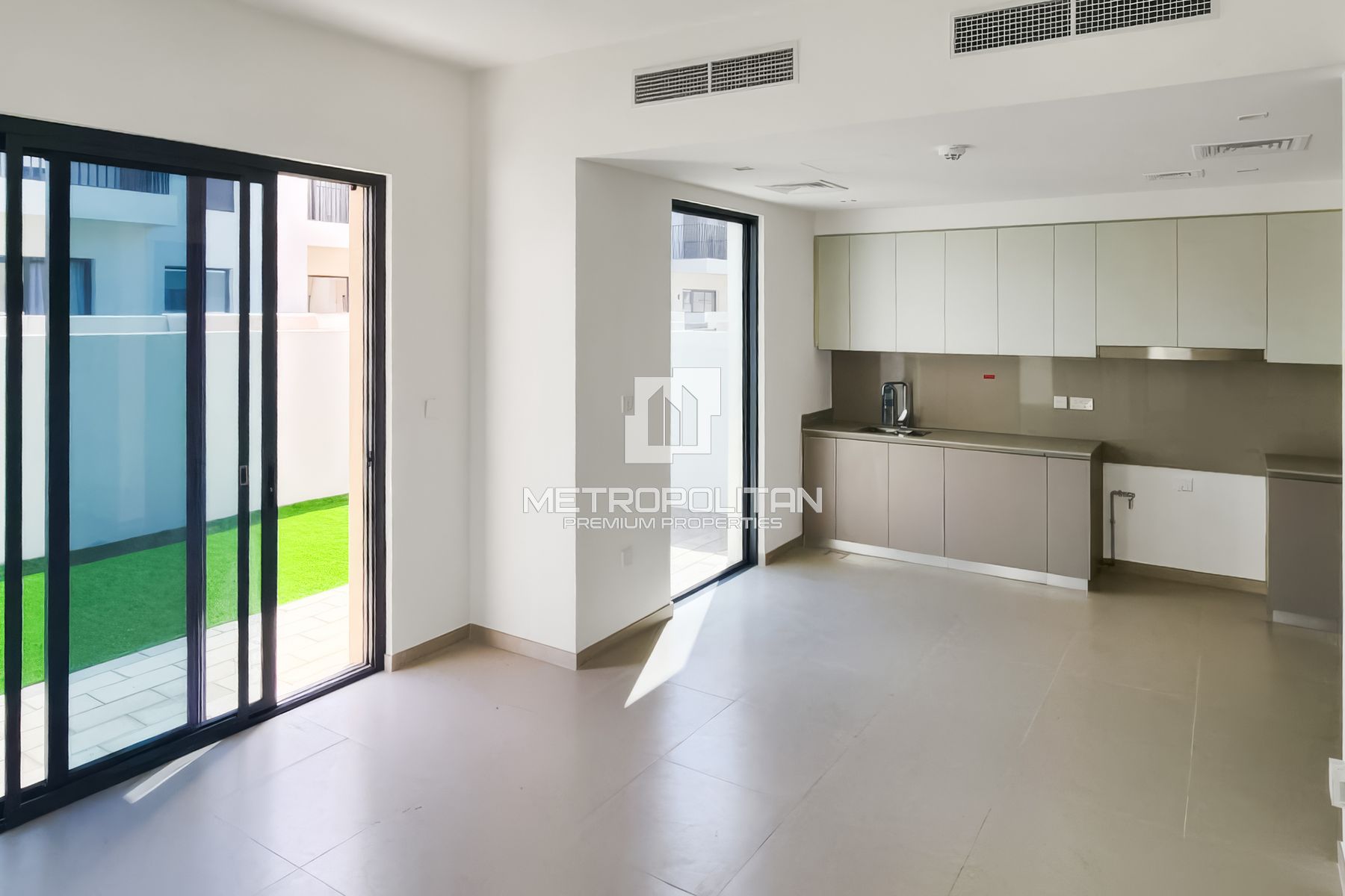 4BR Townhouse for Sale in Dubai South (Dubai World Central) – MPS-42220 photo-1