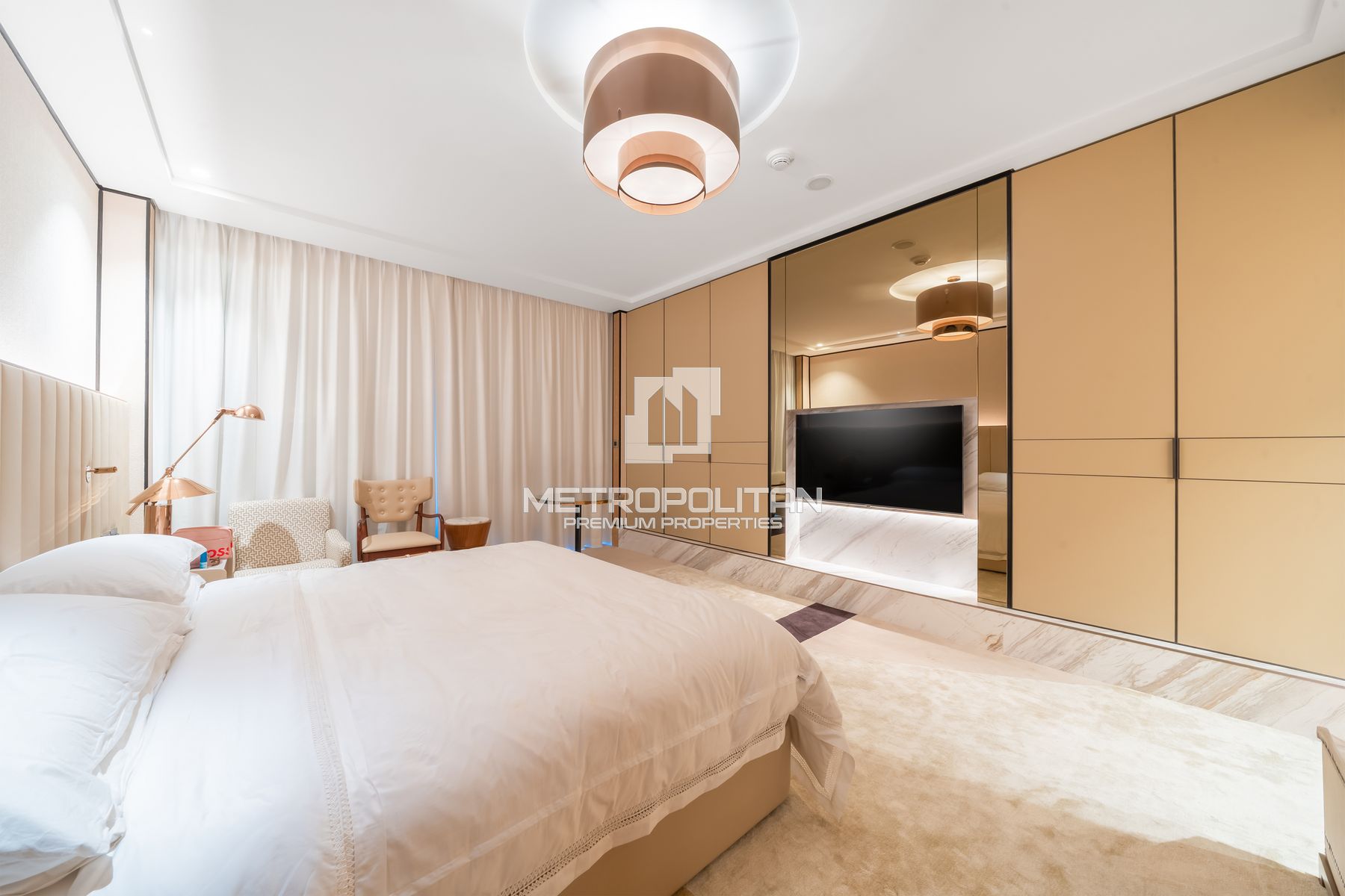 Fully Upgraded | Waldorf Astoria | Corner Unit