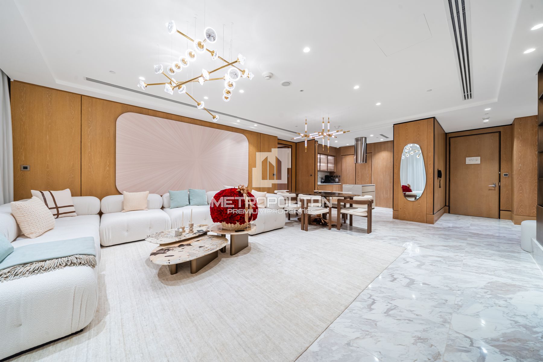 Fully Upgraded | Waldorf Astoria | Corner Unit