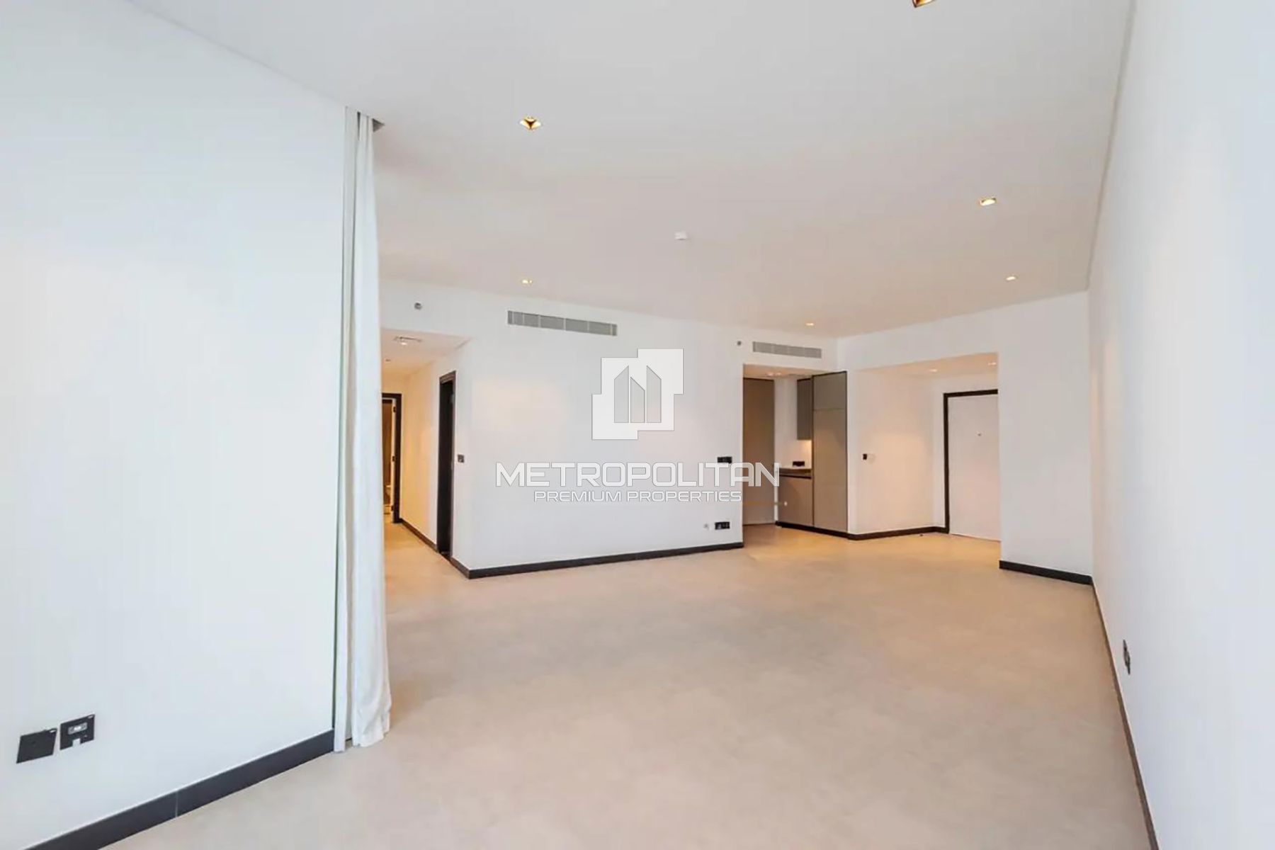 Ready to move in | Burj Canal View | Big layout