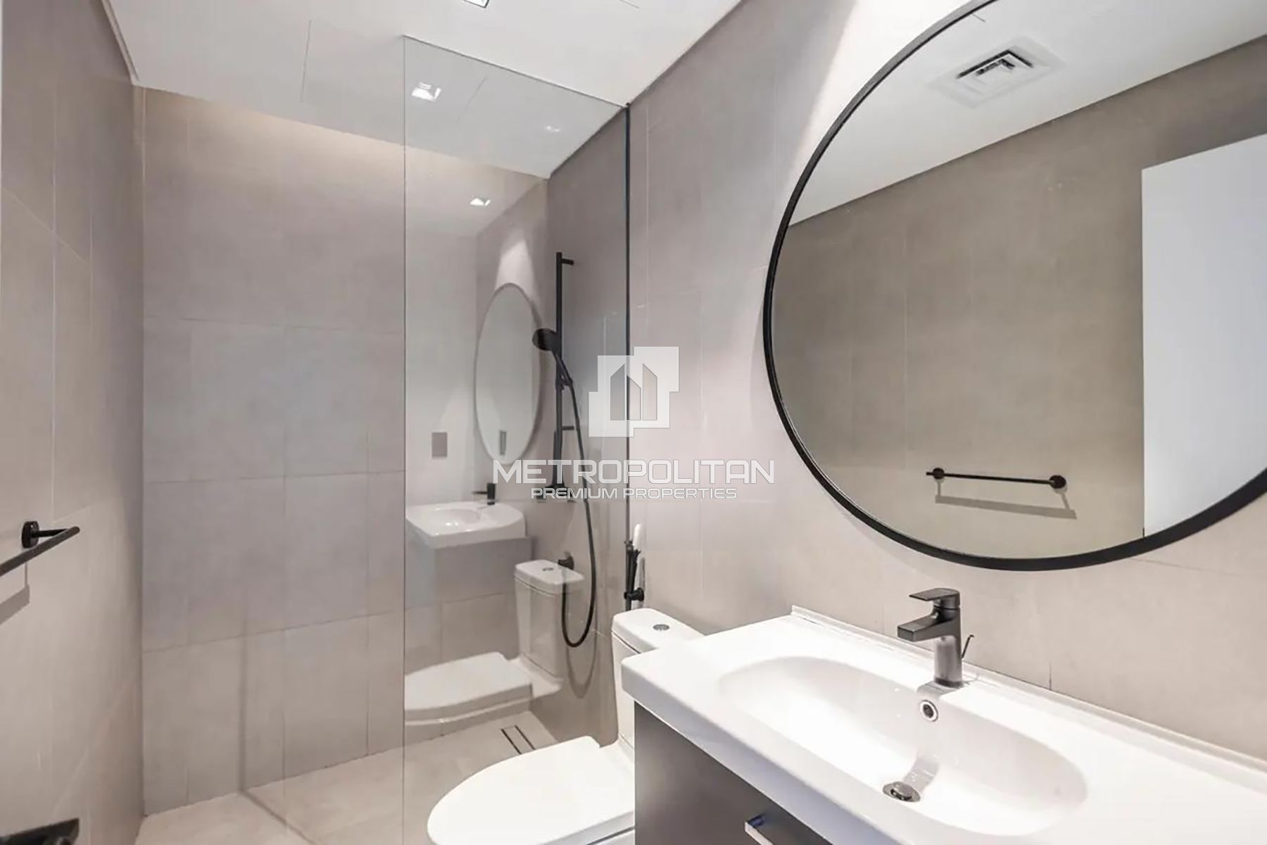 Vacant | Burj and Canal Views | Spacious Layout
