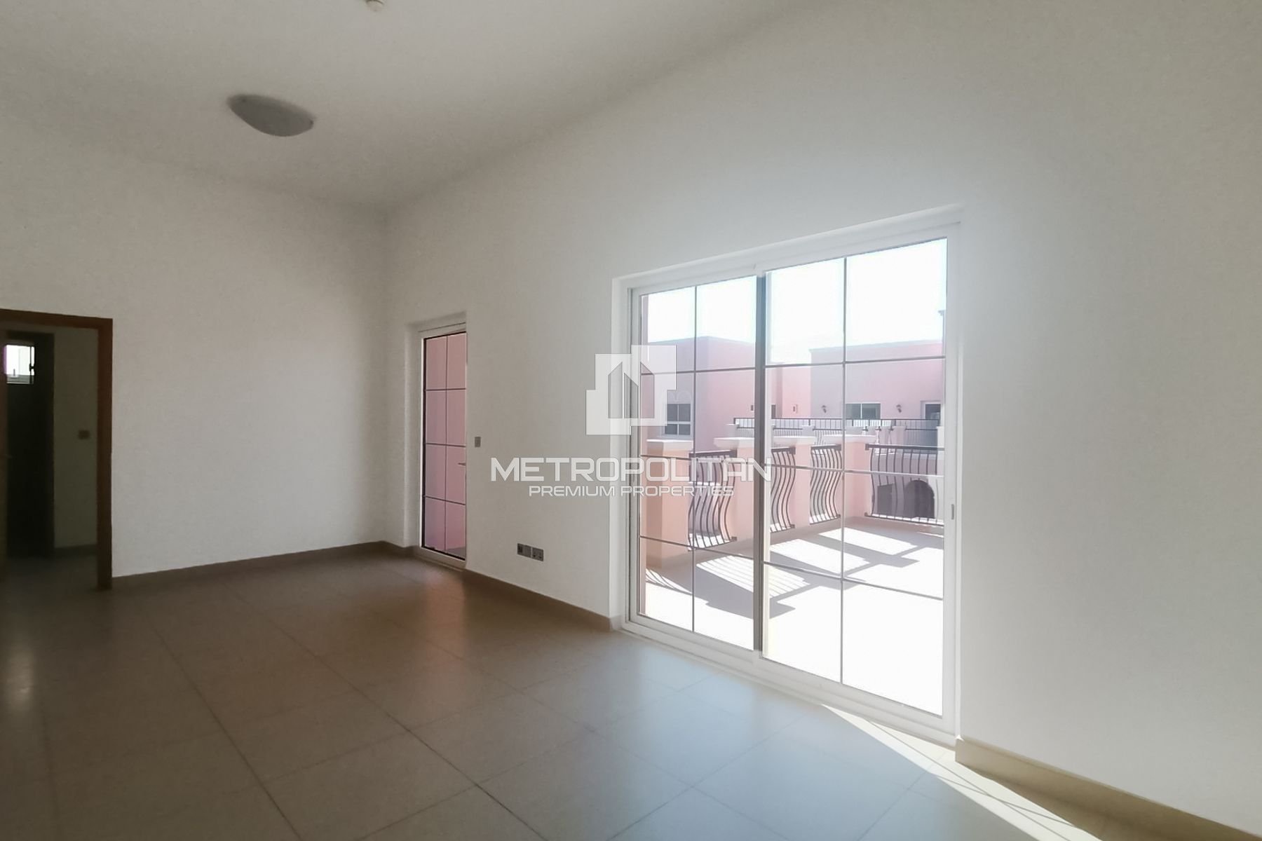 4BR Villa for Sale in Nad Al Sheba – MPS-42423 photo-12
