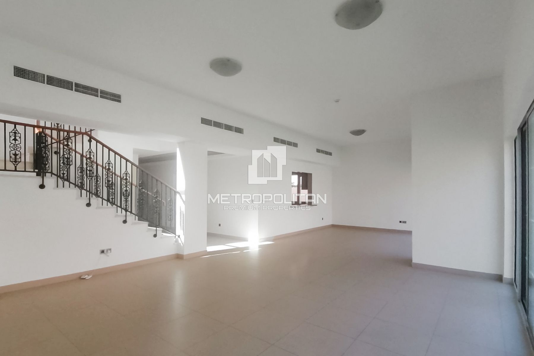 4BR Villa for Sale in Nad Al Sheba – MPS-42423 photo-2