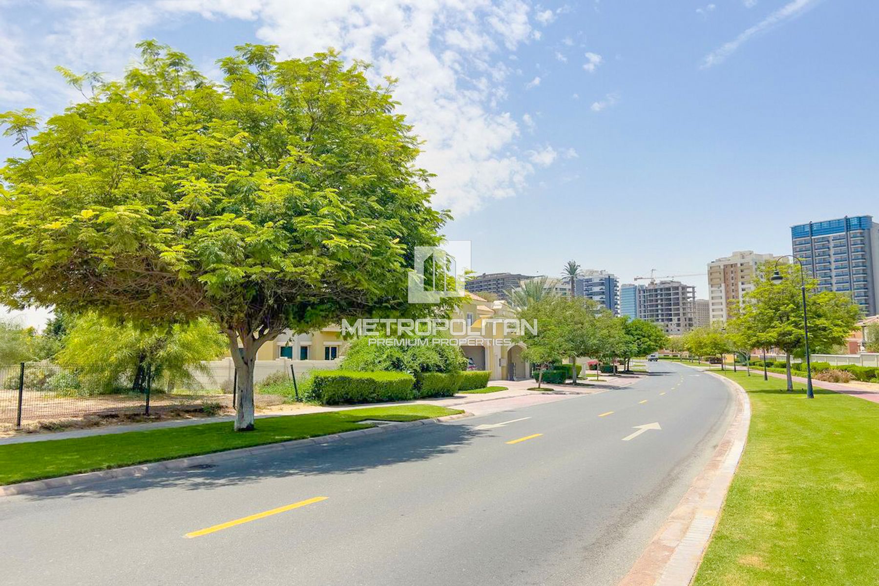 Image - V2, Dubai Sports City, Дубай | Project - Апартаменты