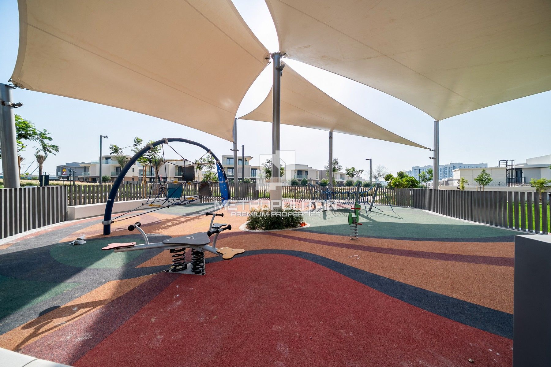 4-комнатный таунхаус на продажу в Jebel Ali — MPS-42554