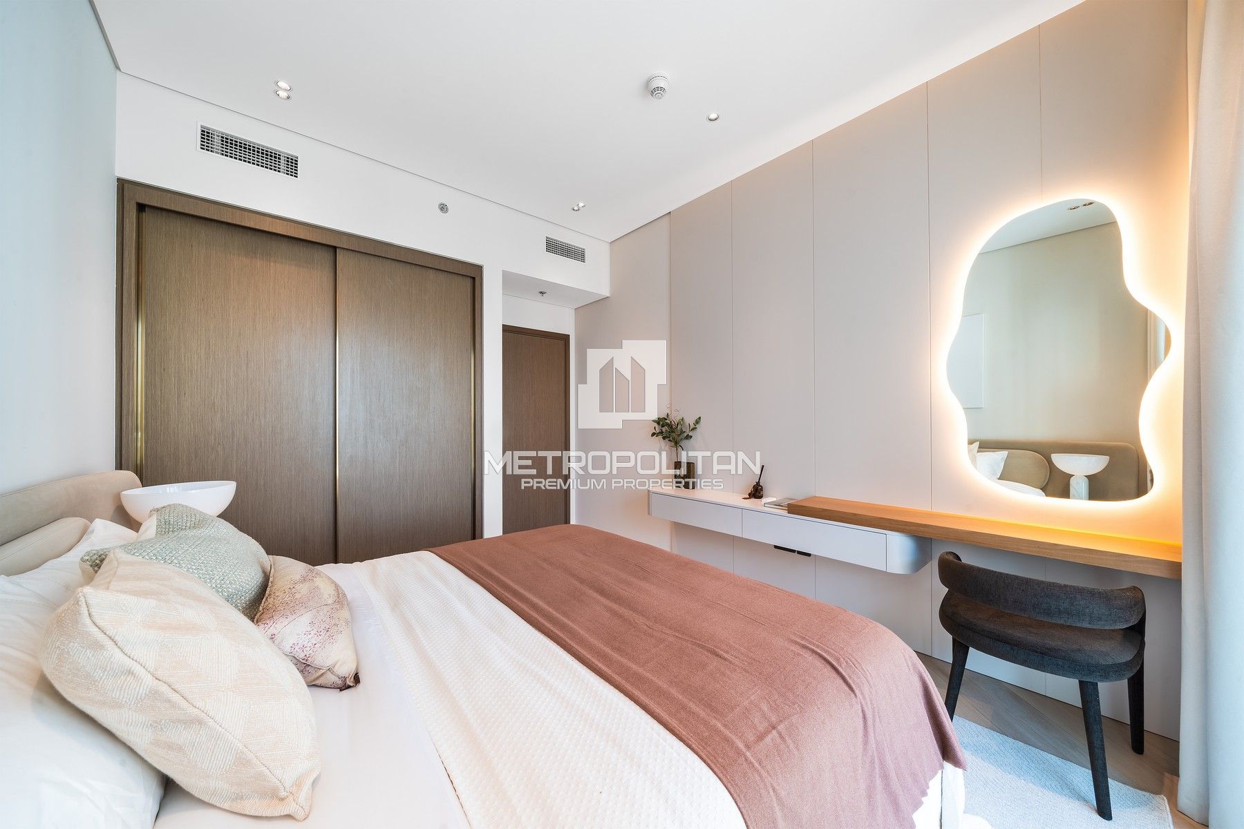 Amazing Sea View | Fully Furnished | High ROI photo-7