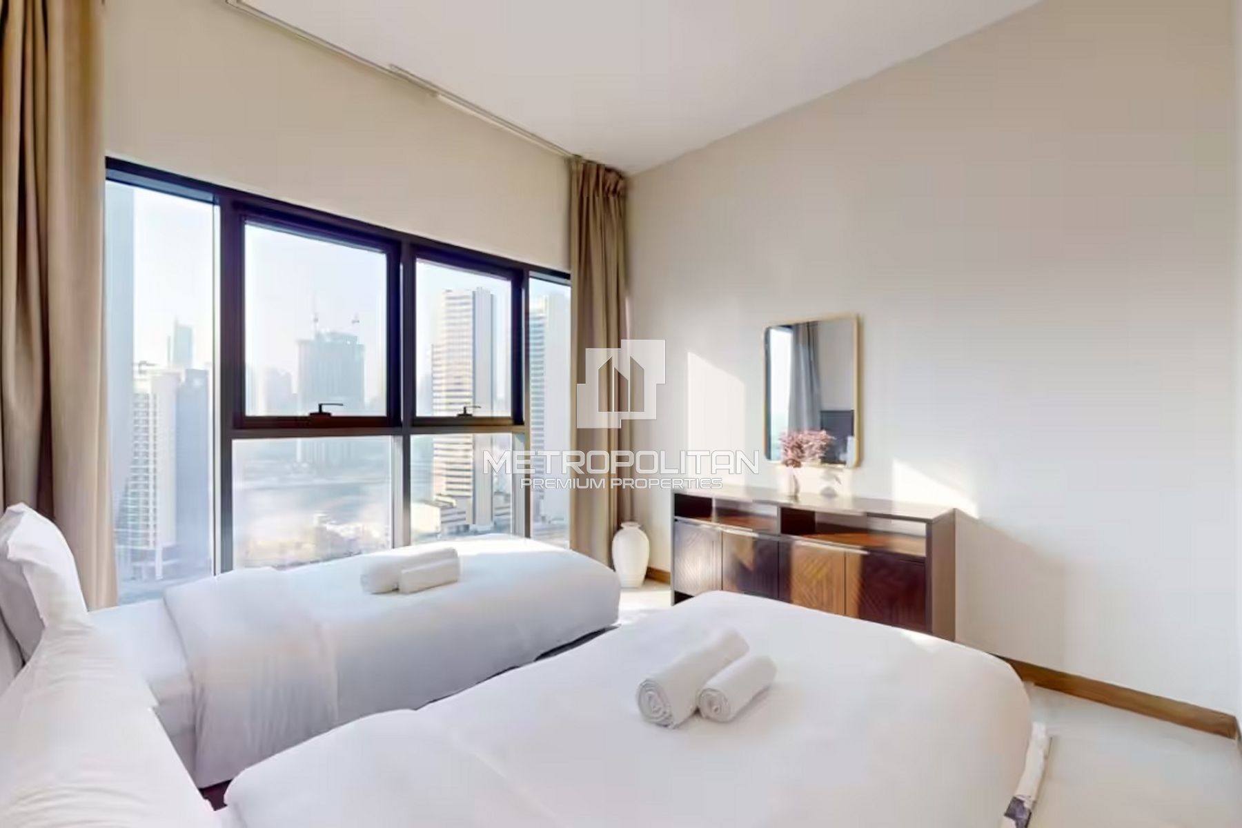 Image - SOL Bay, Business Bay, Dubai | Project - Apartment