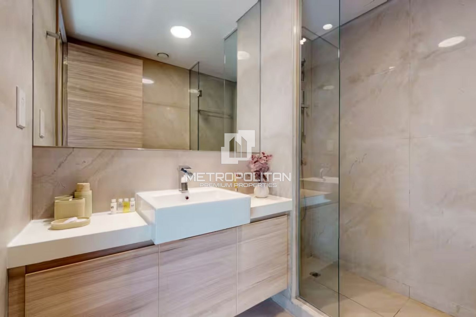 Image - SOL Bay, Business Bay, Dubai | Project - Apartment