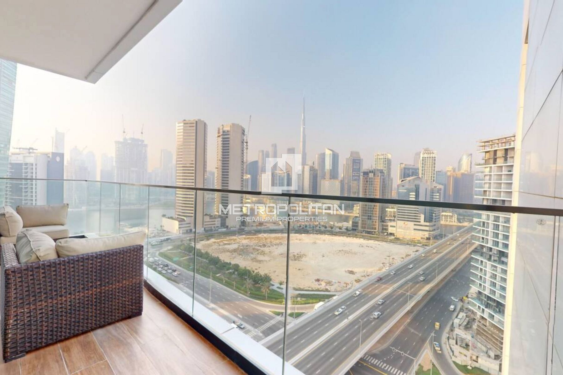 Image - SOL Bay, Business Bay, Dubai | Project - Apartment