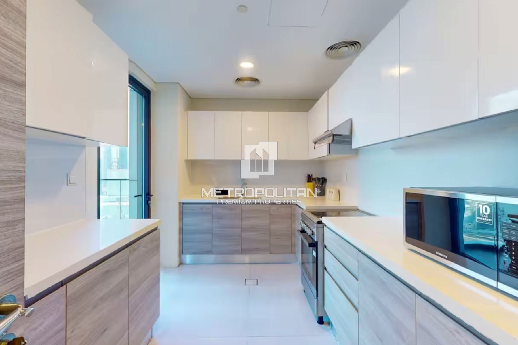 Image - SOL Bay, Business Bay, Dubai | Project - Apartment