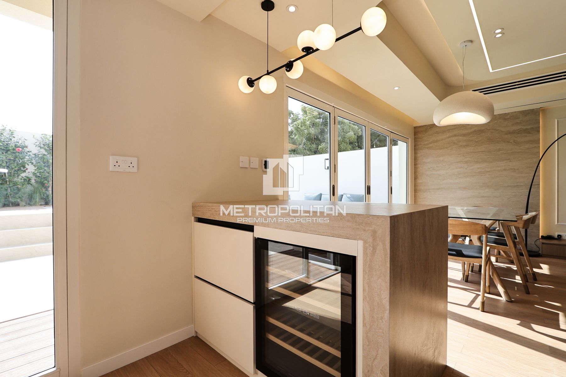 Fully Renovated | Great Community |Spacious Layout photo-1