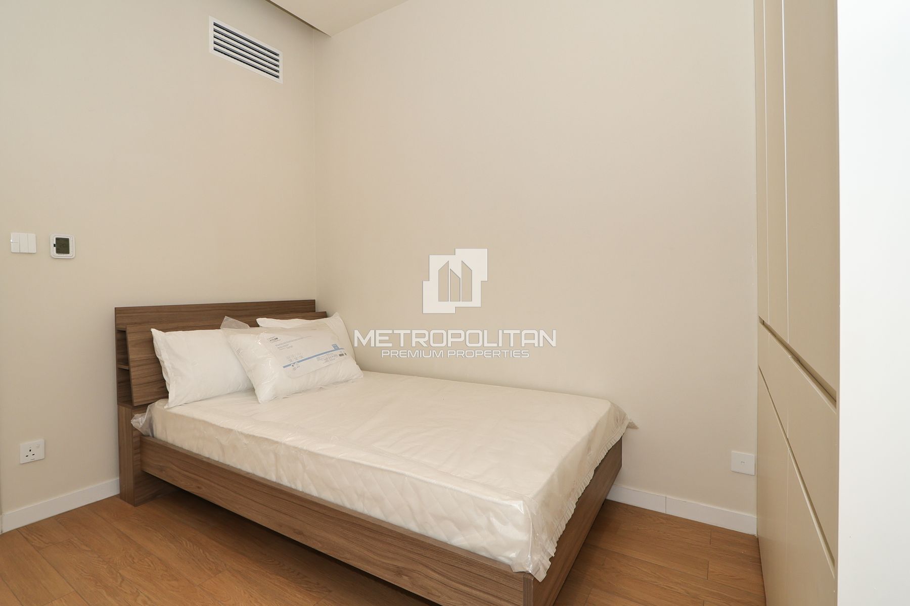 Fully Renovated | Great Community |Spacious Layout photo-10