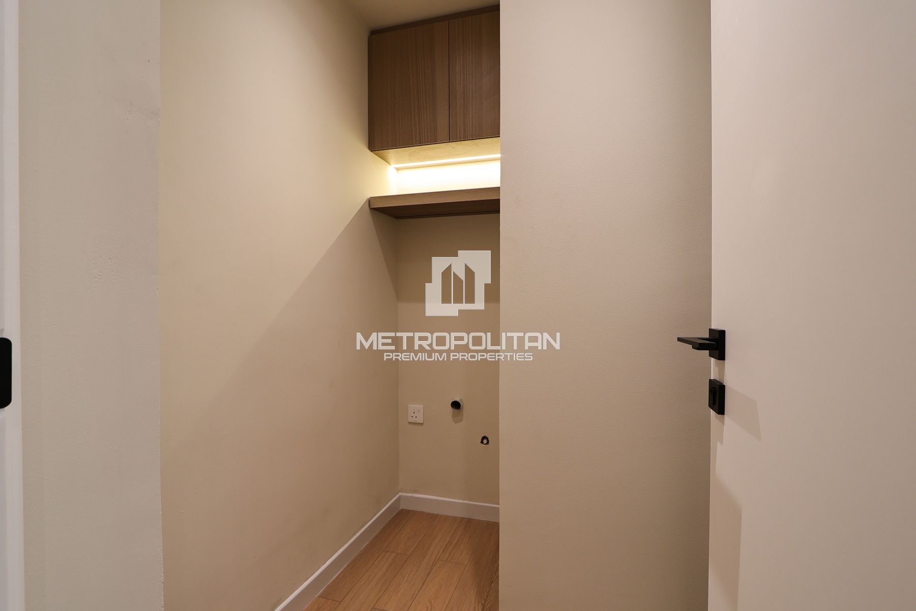 Fully Renovated | Great Community |Spacious Layout photo-13