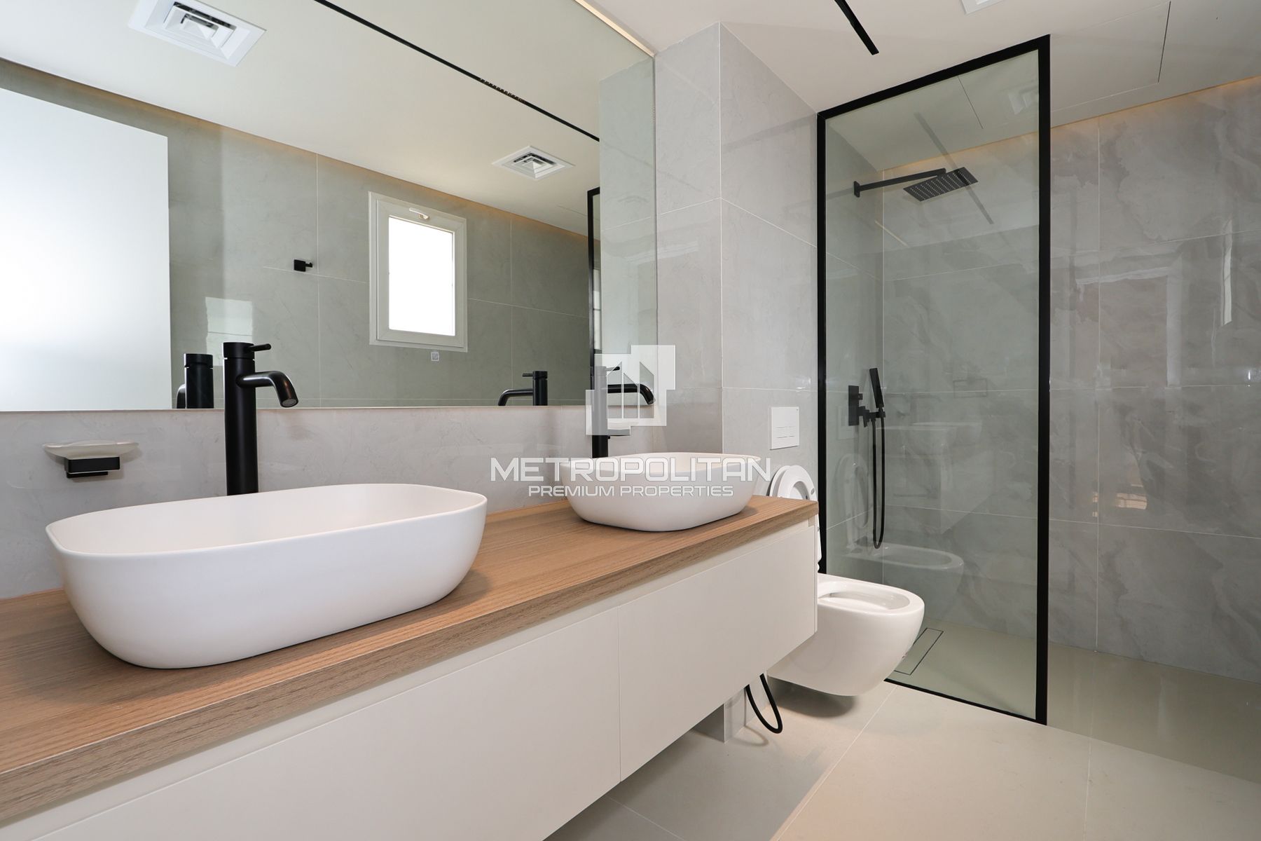 Fully Renovated | Great Community |Spacious Layout photo-16