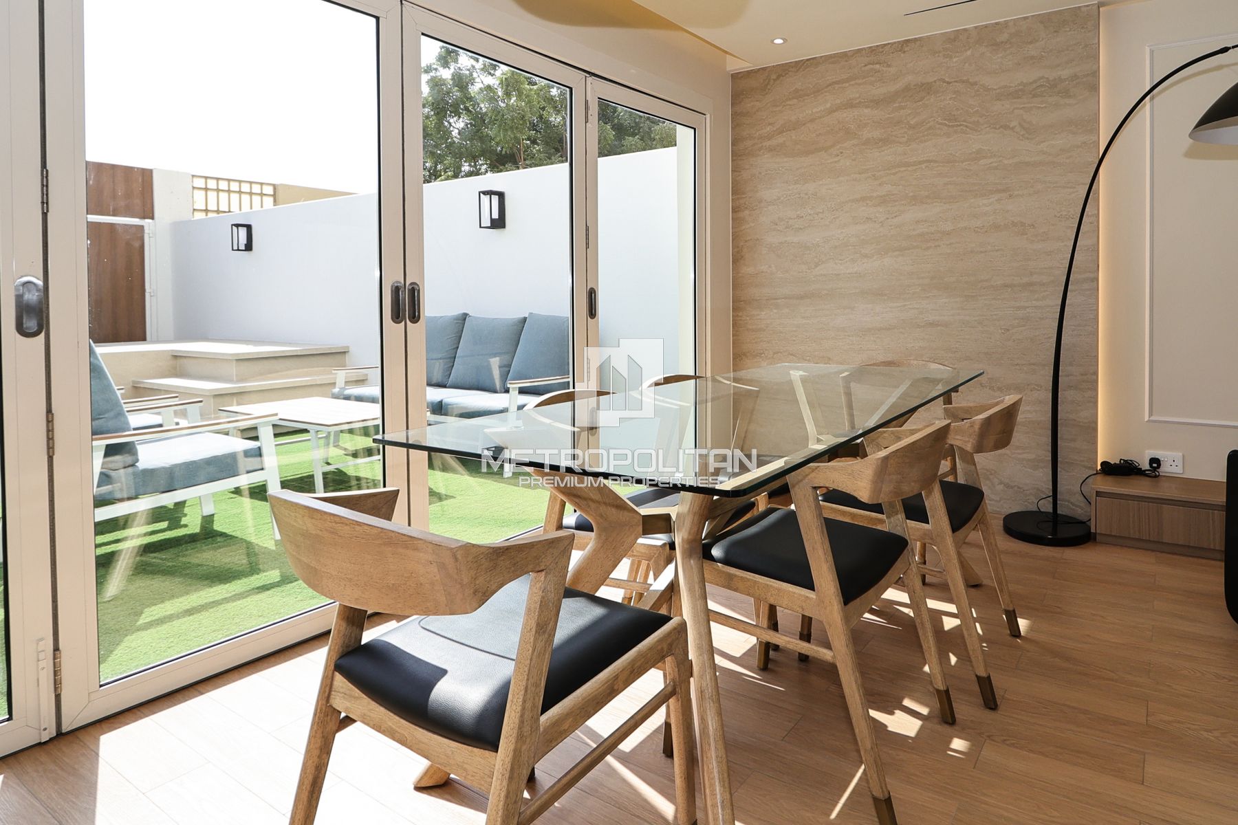 Fully Renovated | Great Community |Spacious Layout photo-27