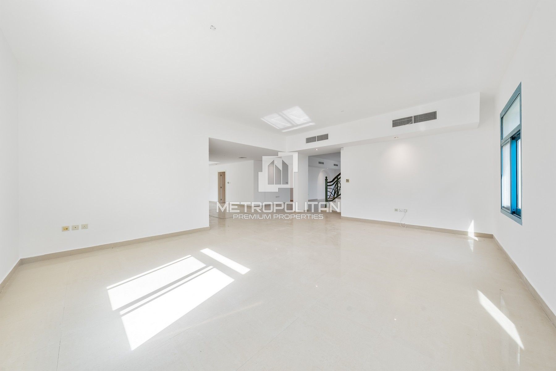 5BR Villa for Sale in Falcon City of Wonders – MPS-42952 photo-4