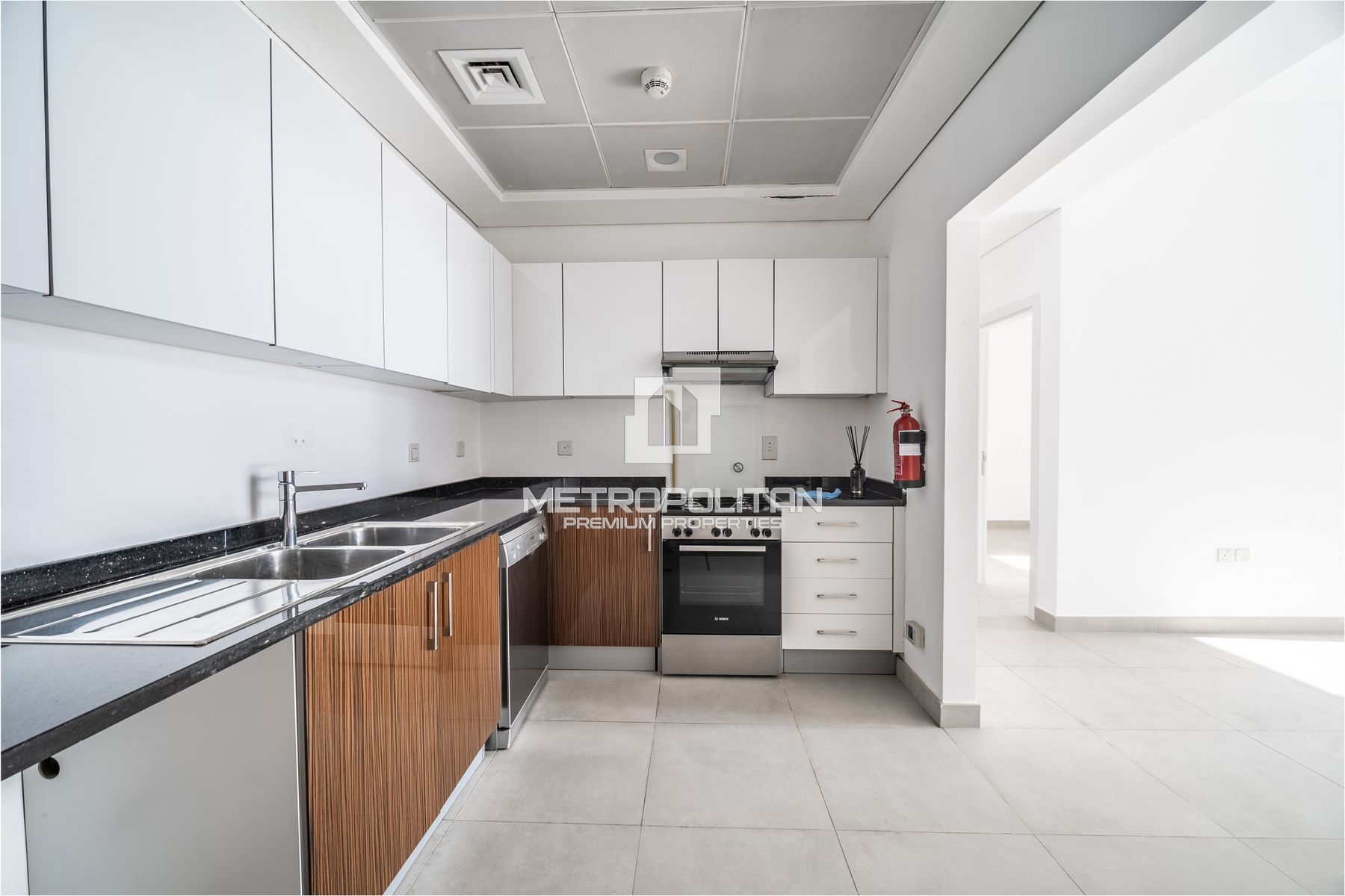 Image - Marina Arcade Tower, Dubai Marina, Dubai | Project - شقة