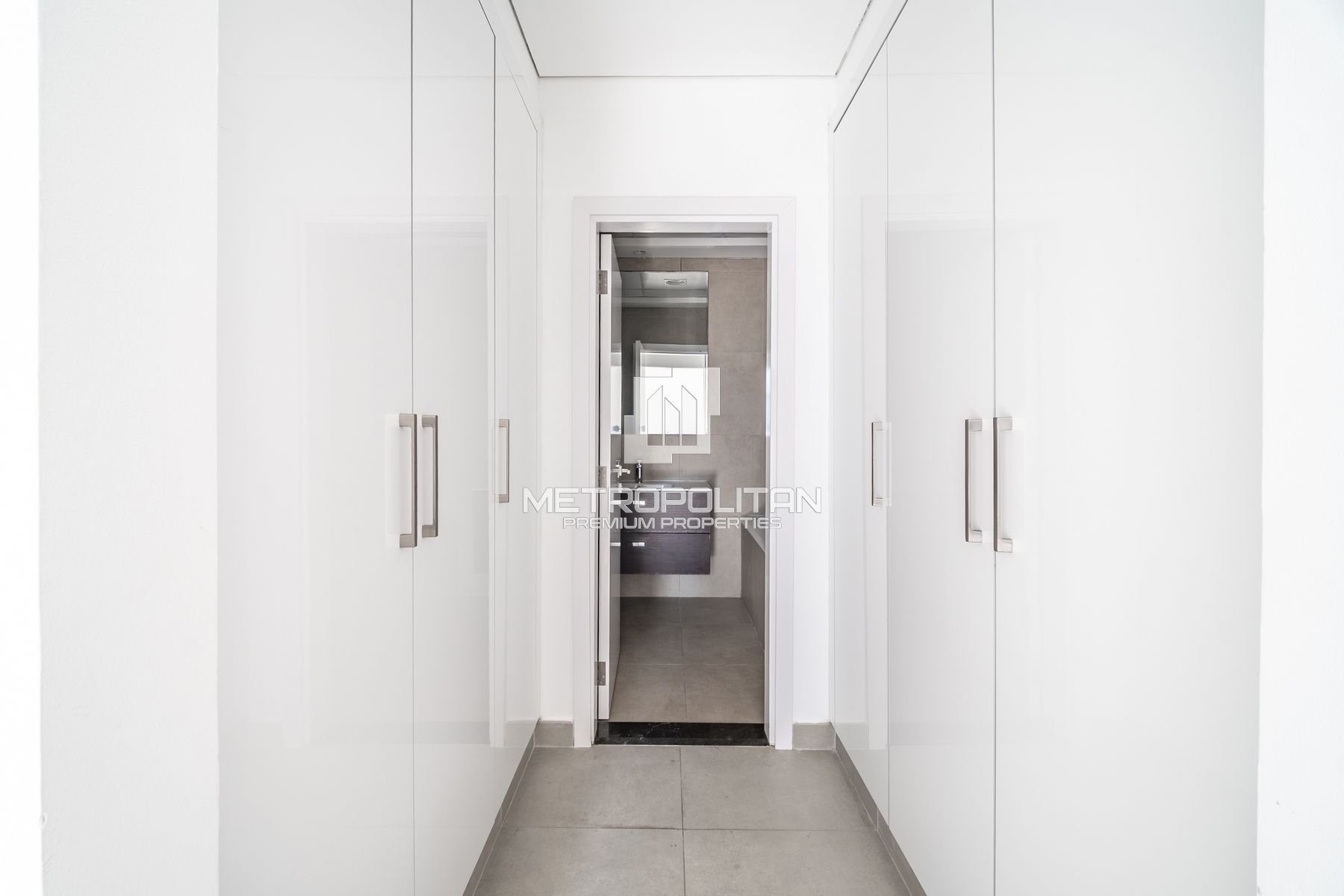 Image - Marina Arcade Tower, Dubai Marina, Dubai | Project - شقة