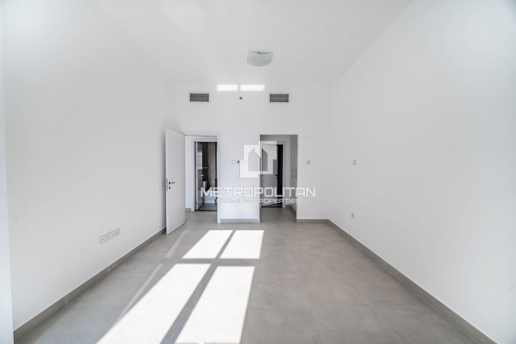 Image - Marina Arcade Tower, Dubai Marina, Dubai | Project - شقة