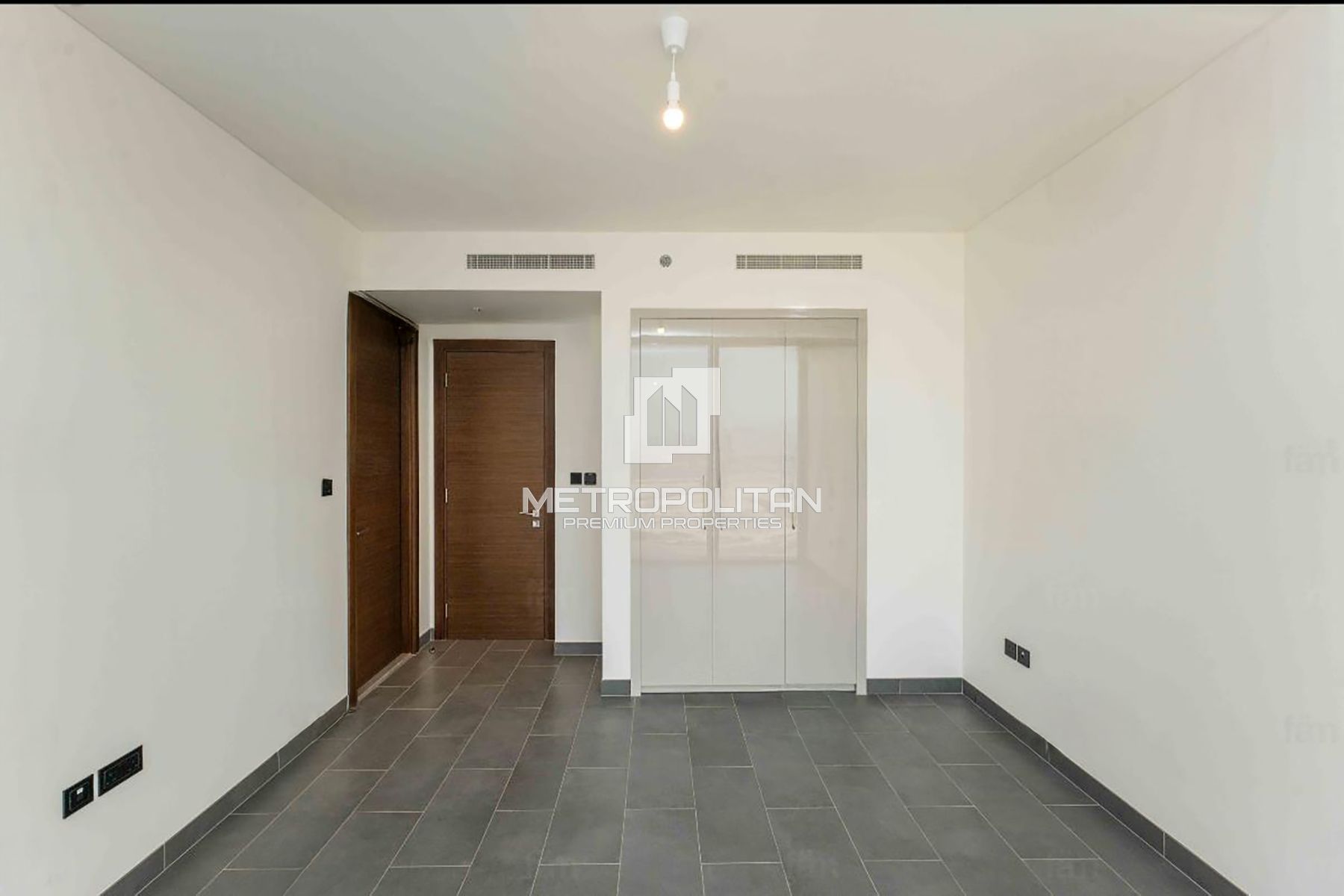 Image - The Crest Tower C, Mohammed Bin Rashid City, Дубай | Project - Апартаменты