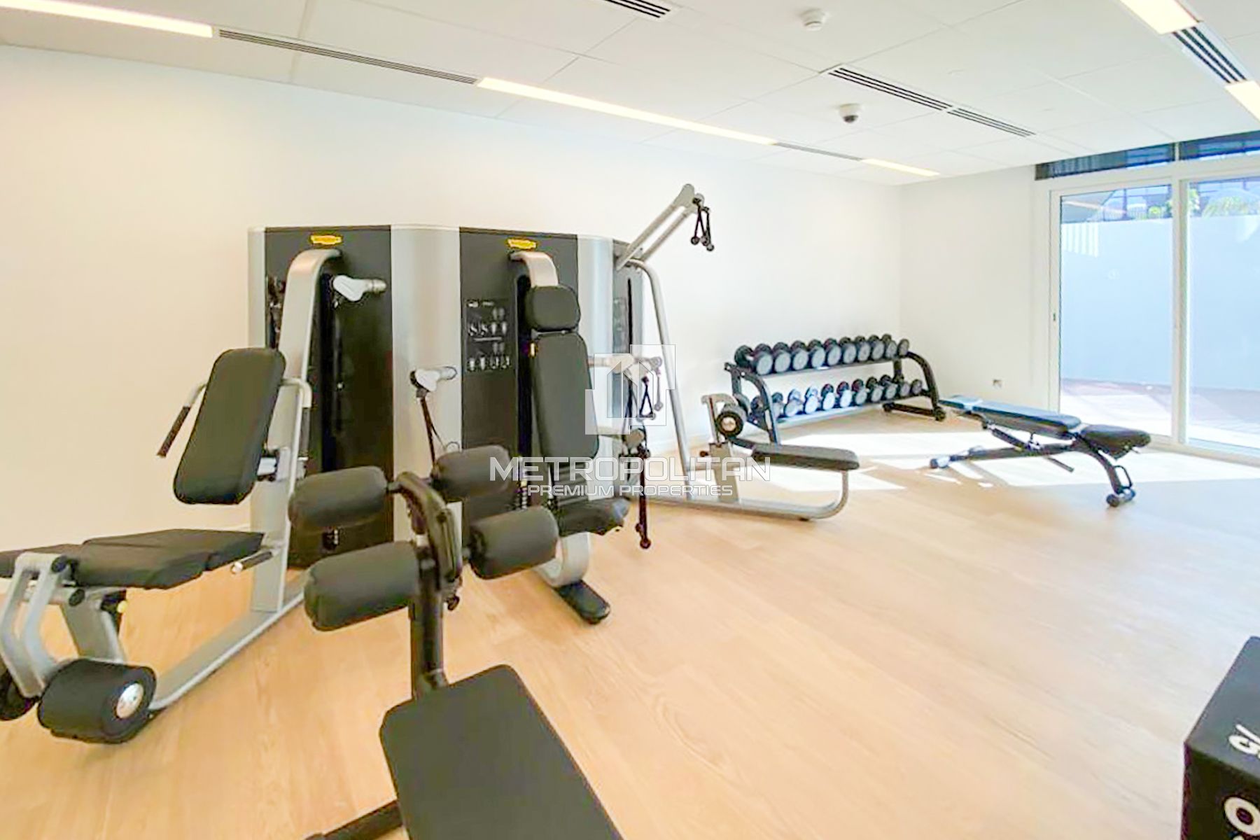 Ready now | Premium Ellington Unit | Pool View photo-12