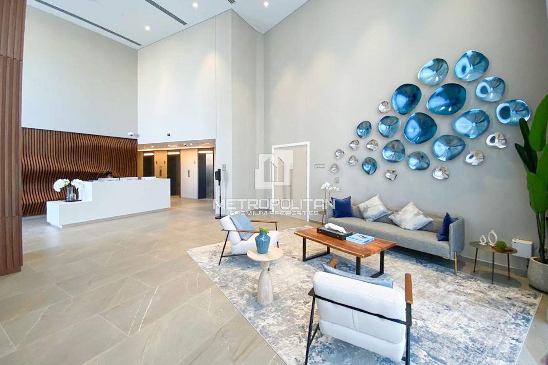 Ready now | Premium Ellington Unit | Pool View photo-13