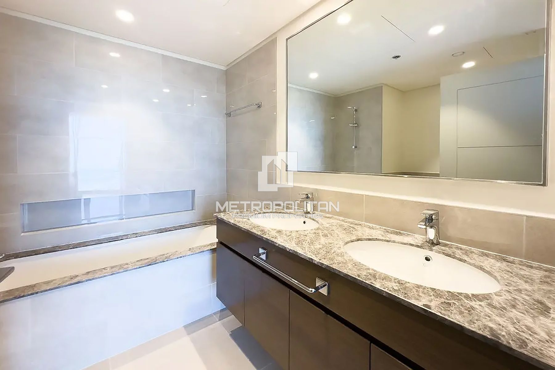 2BR Apartment for Sale in Downtown Dubai – MPS-43155 photo-13