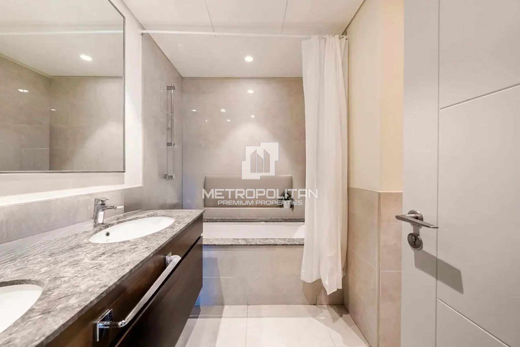 2-комнатная квартира на продажу в Downtown Dubai – MPS-43155 photo-5