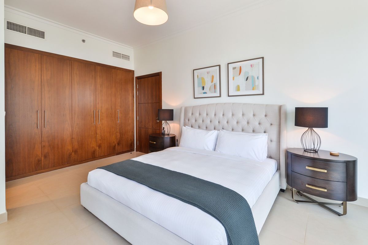 High Floor | Skyline Panoramas | Best Deal