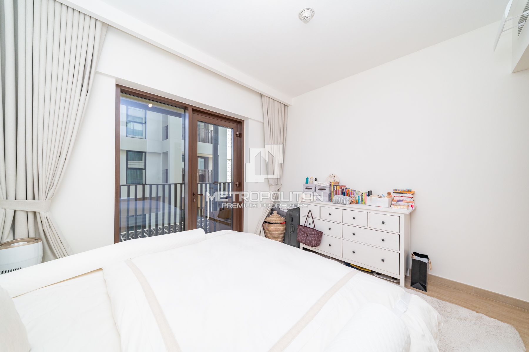 Image - Sunset at Creek Beach, Dubai Creek Harbour (The Lagoons), Dubai | Project - Appartement