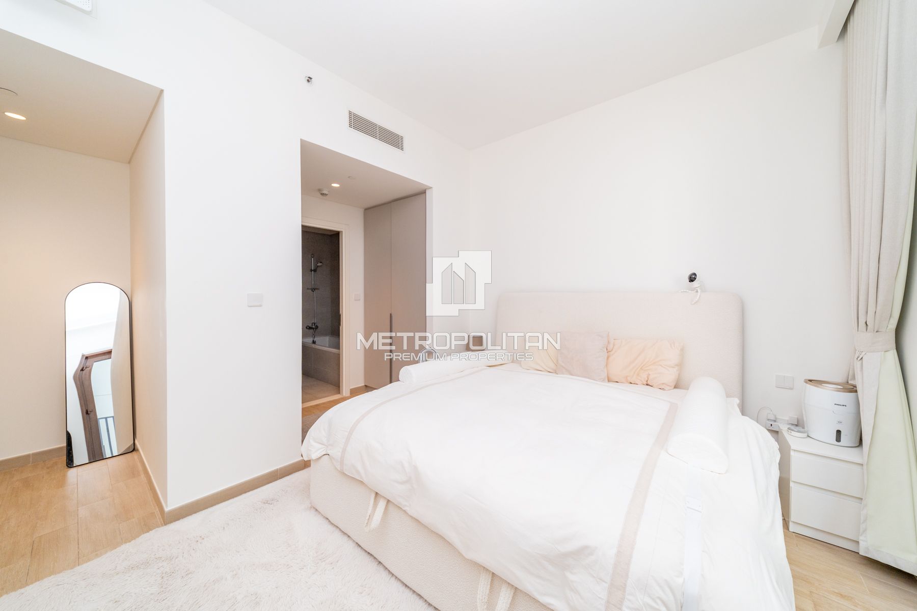 Image - Sunset at Creek Beach, Dubai Creek Harbour (The Lagoons), Dubai | Project - Appartement