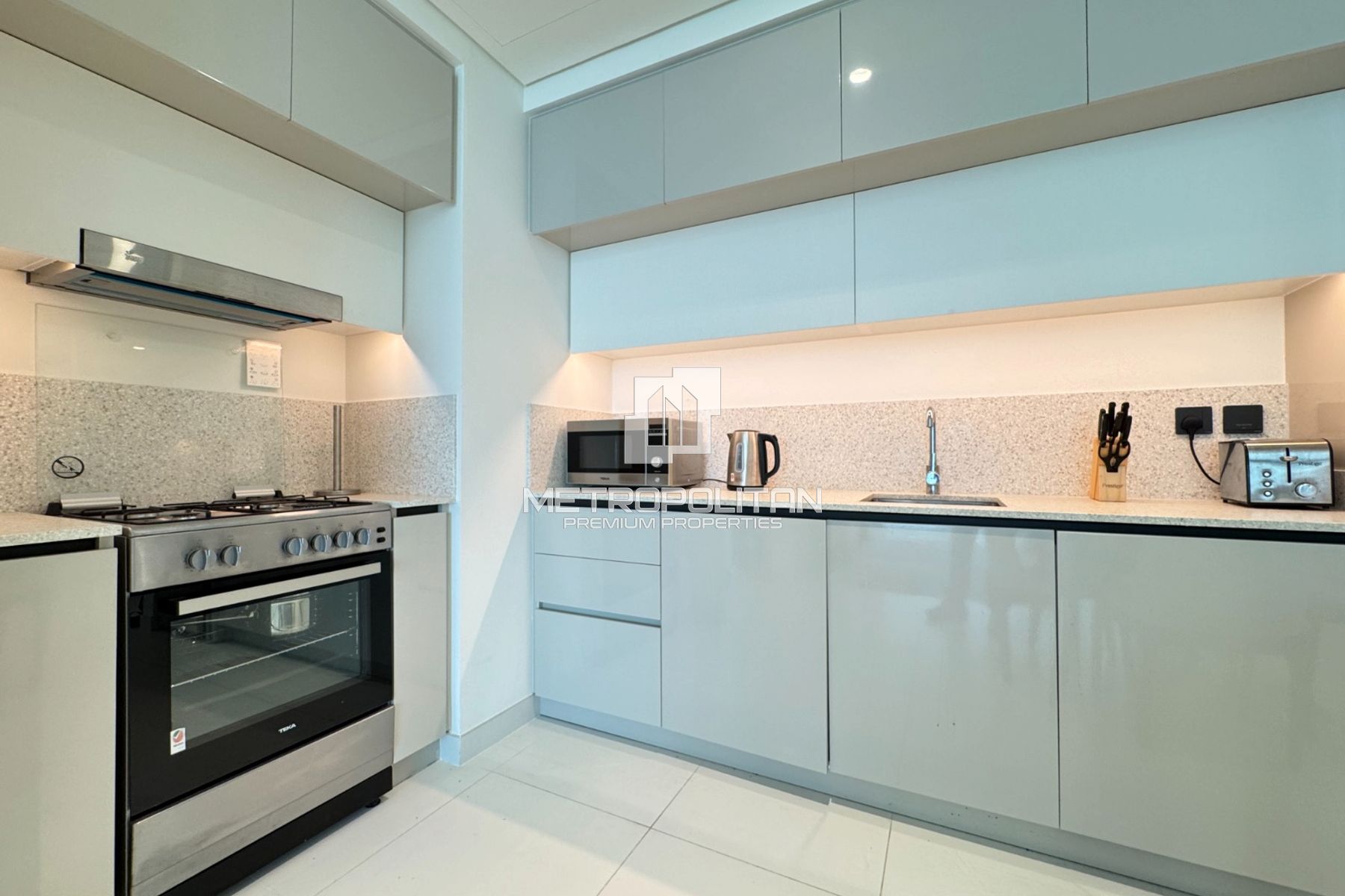 Image - Marina Vista Tower 2, Dubai Harbour, Dubai | Project - Apartment