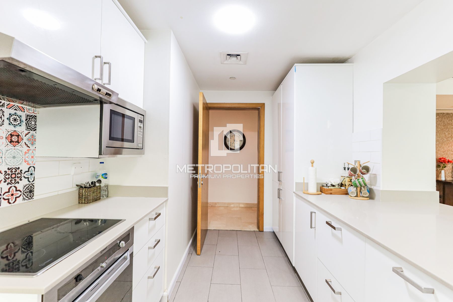 Fully Upgraded Duplex | Premium Amenities| Maids photo-15