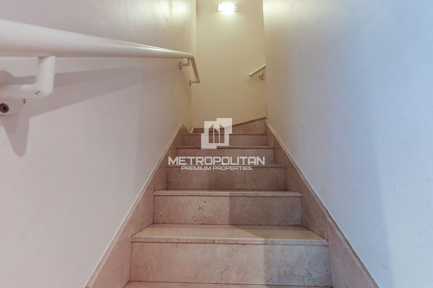 Fully Upgraded Duplex | Premium Amenities| Maids photo-37