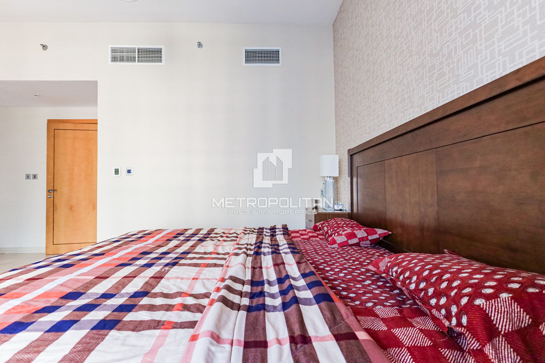 Fully Upgraded Duplex | Premium Amenities| Maids photo-49