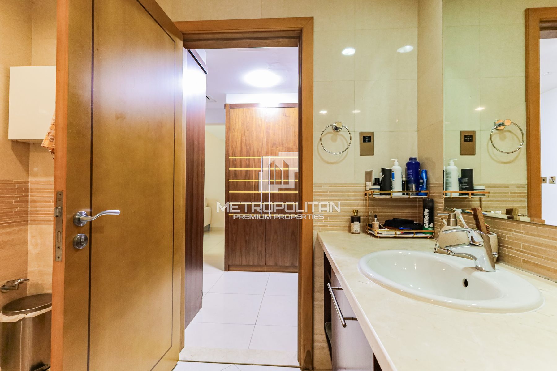 Fully Upgraded Duplex | Premium Amenities| Maids photo-57