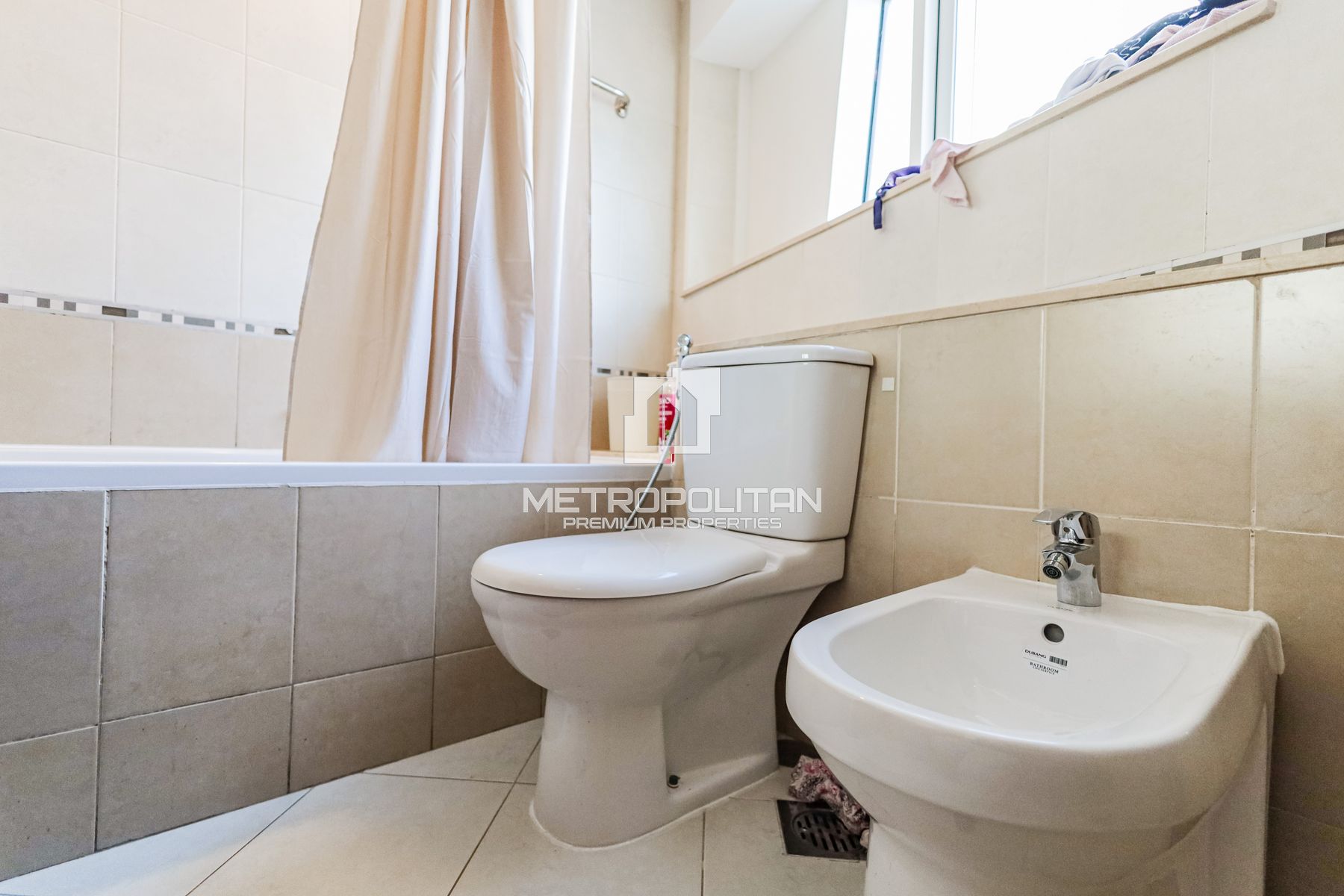 Fully Upgraded Duplex | Premium Amenities| Maids photo-70