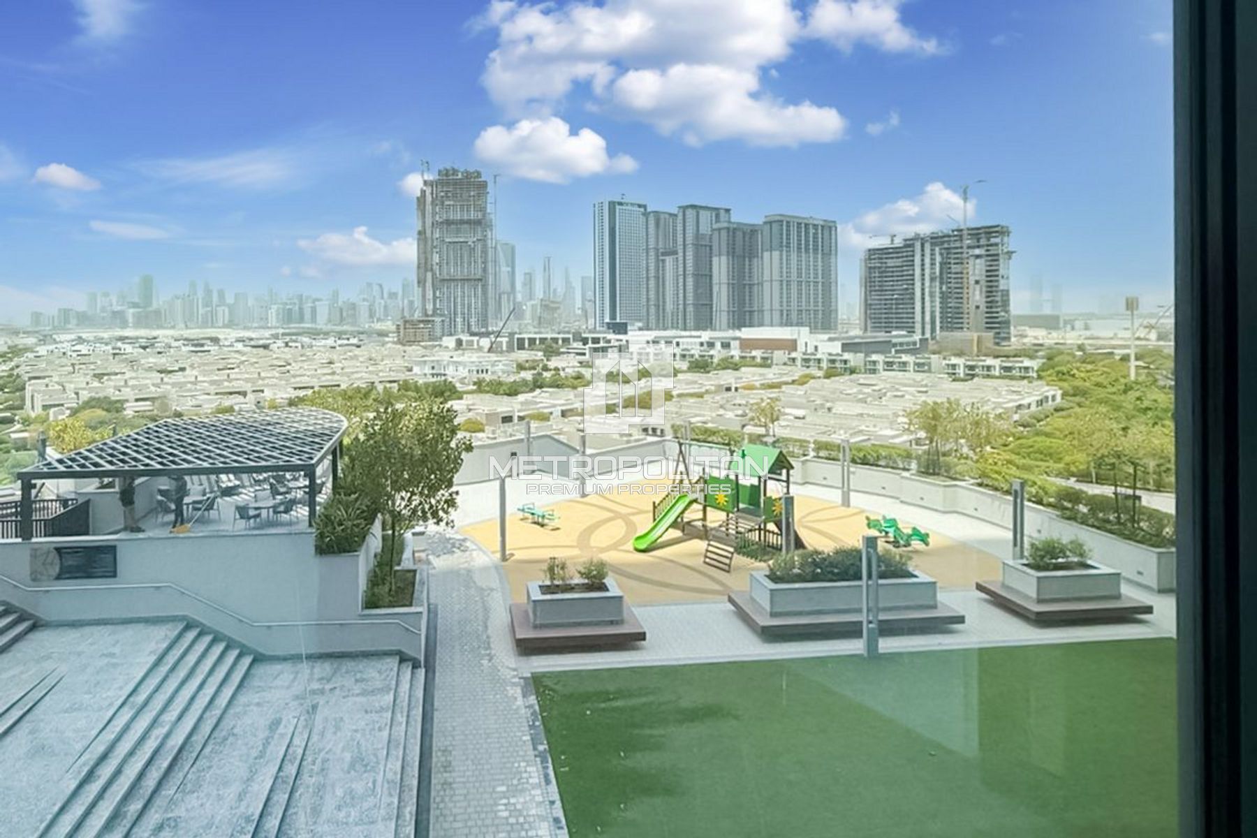 Image - Waves Grande, Mohammed Bin Rashid City, Дубай | Project - Апартаменты