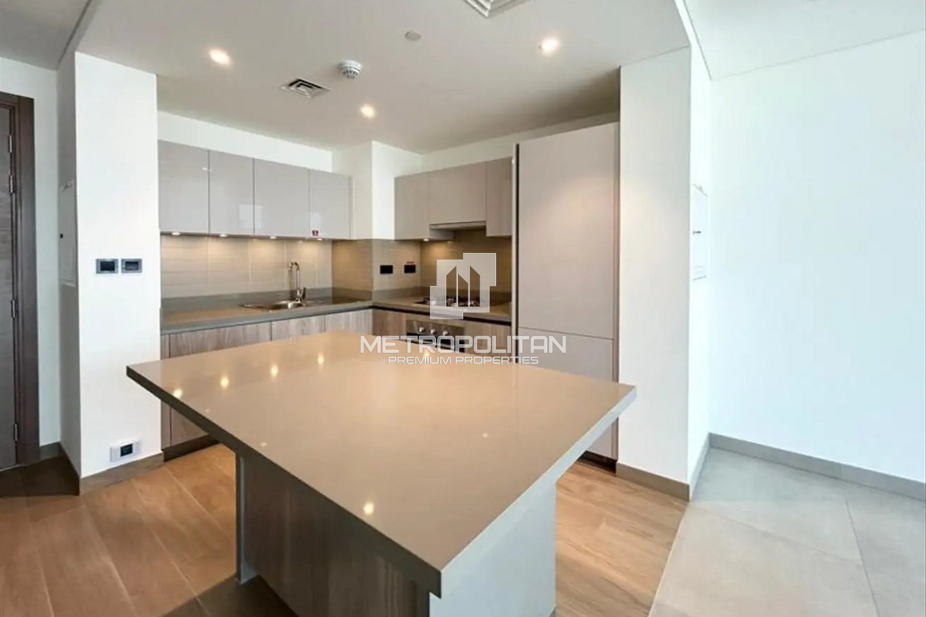 Image - Waves Grande, Mohammed Bin Rashid City, Дубай | Project - Апартаменты