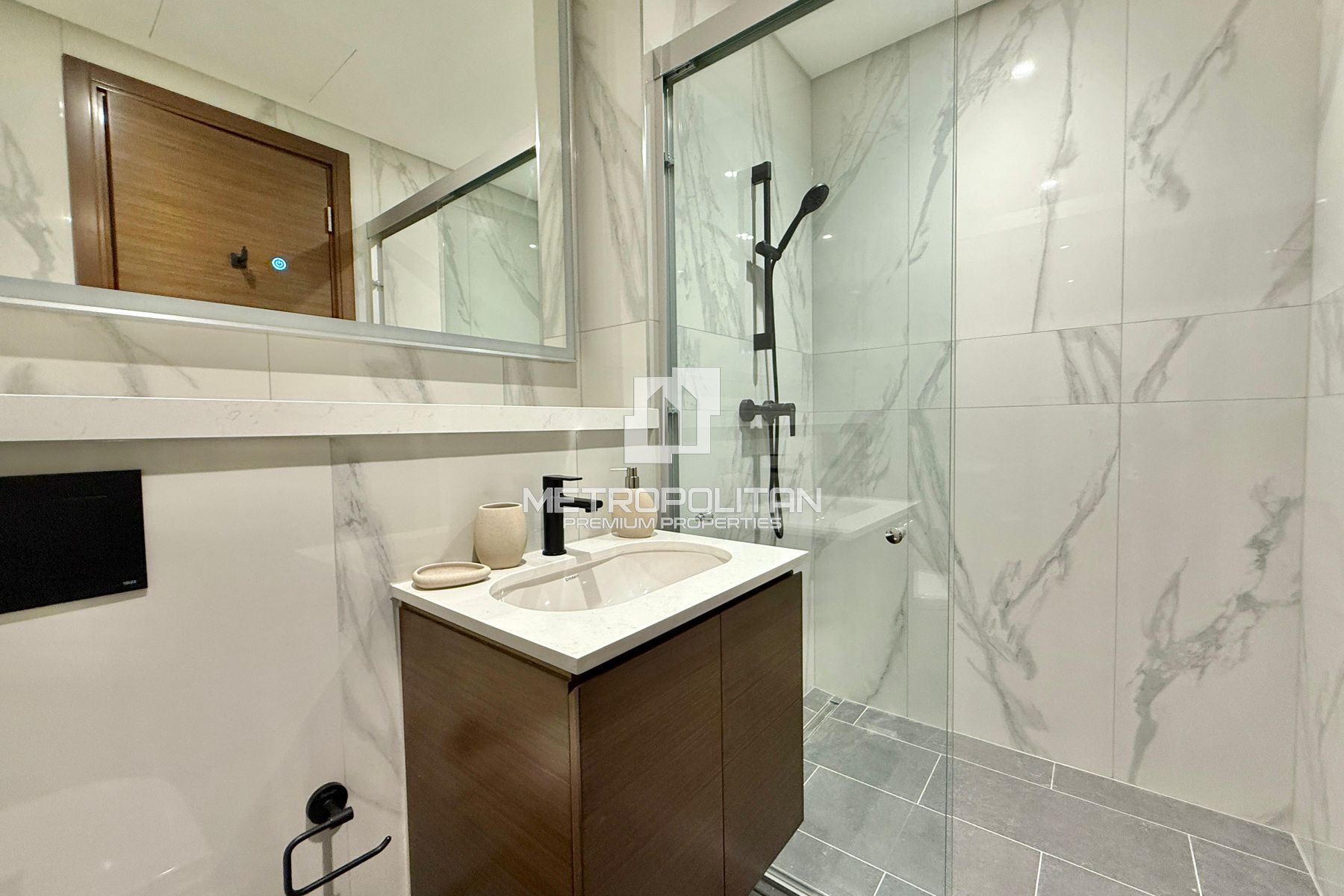 Image - The Crest Tower D, Mohammed Bin Rashid City, Dubai | Project - Appartement