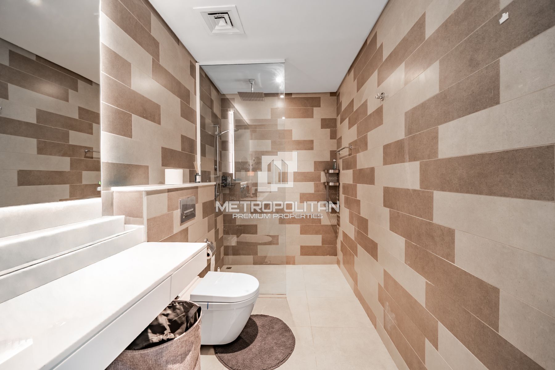 Image - Seven Palm, Palm Jumeirah, Dubai | Project - Wohnung