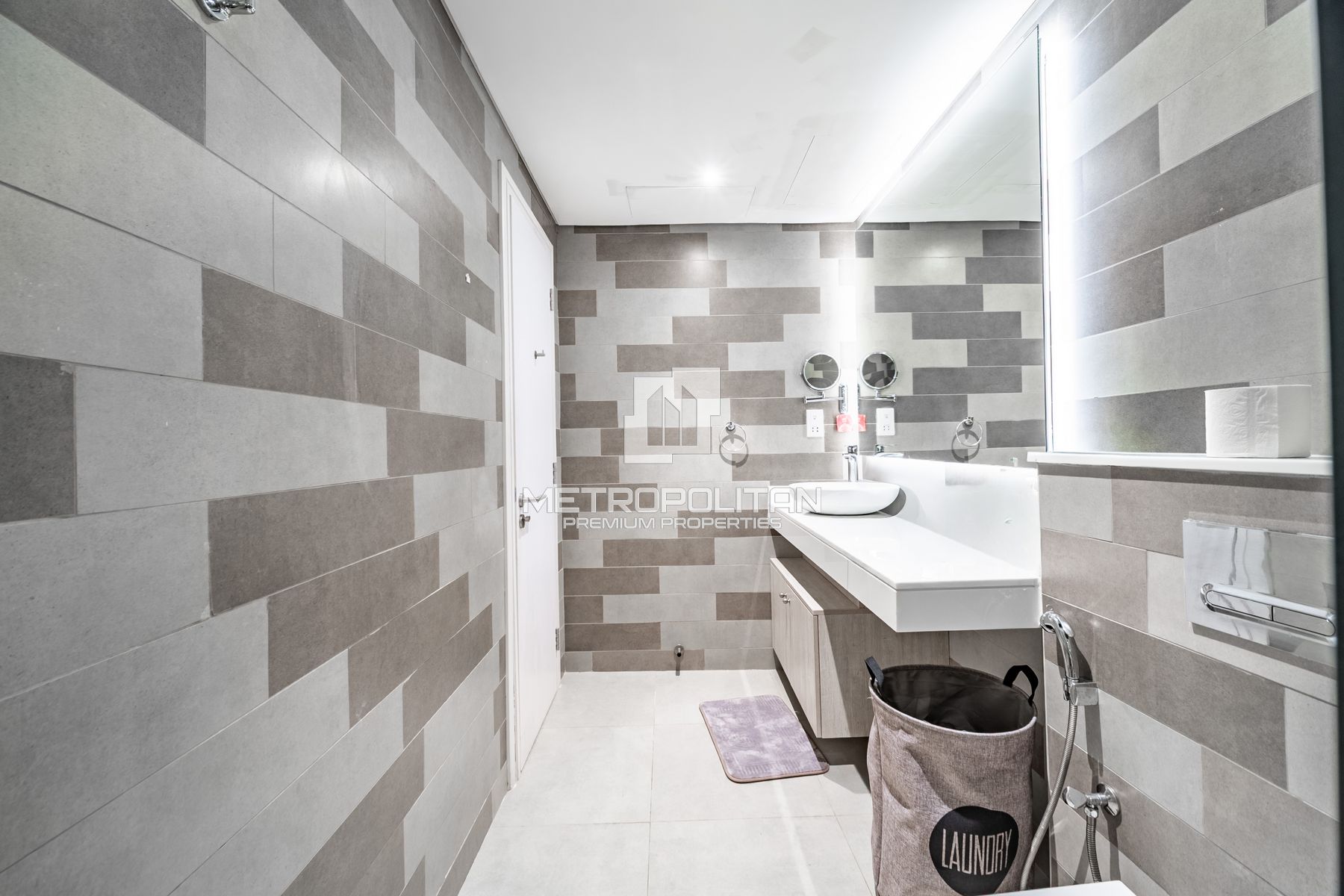 Image - Seven Palm, Palm Jumeirah, Dubai | Project - Wohnung