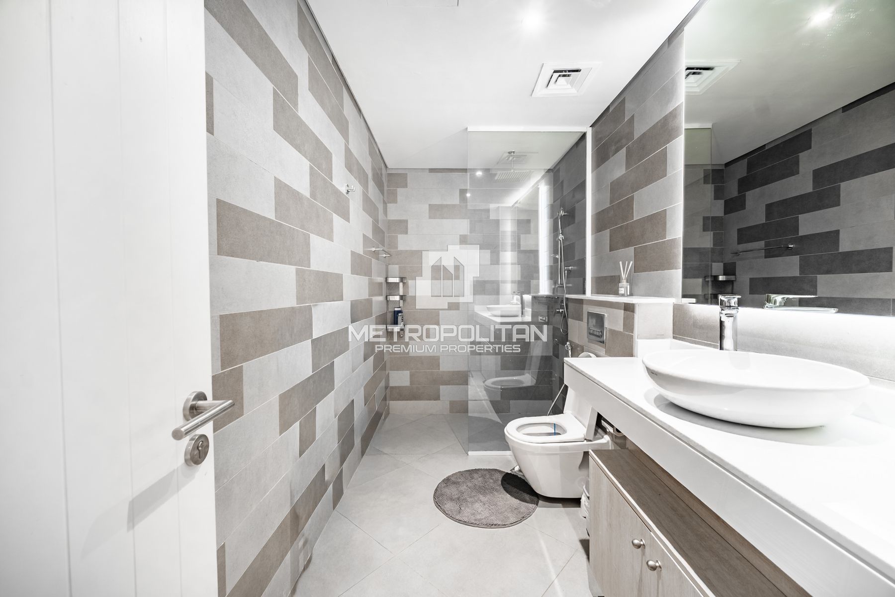 Image - Seven Palm, Palm Jumeirah, Dubai | Project - Wohnung