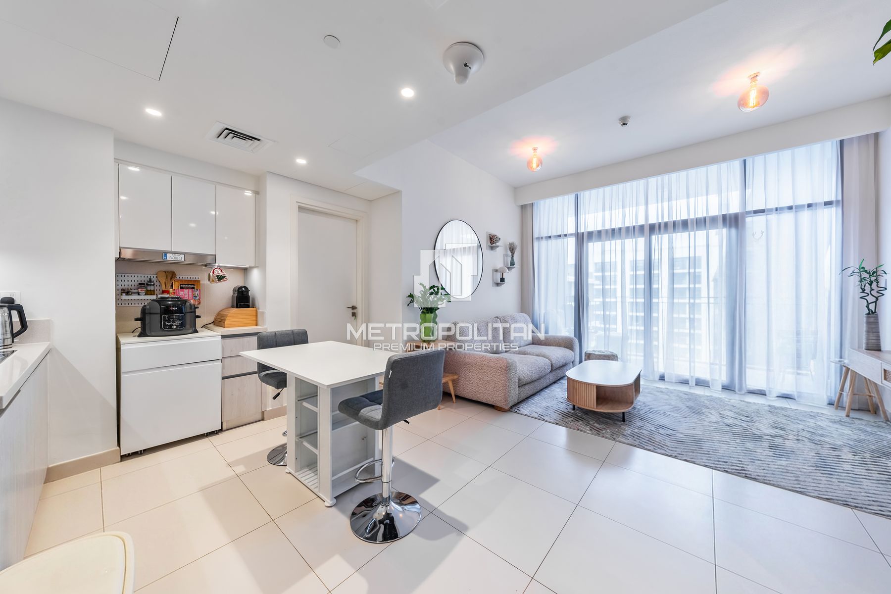 2 Bedrooms | Pool View | Motivated seller photo-8