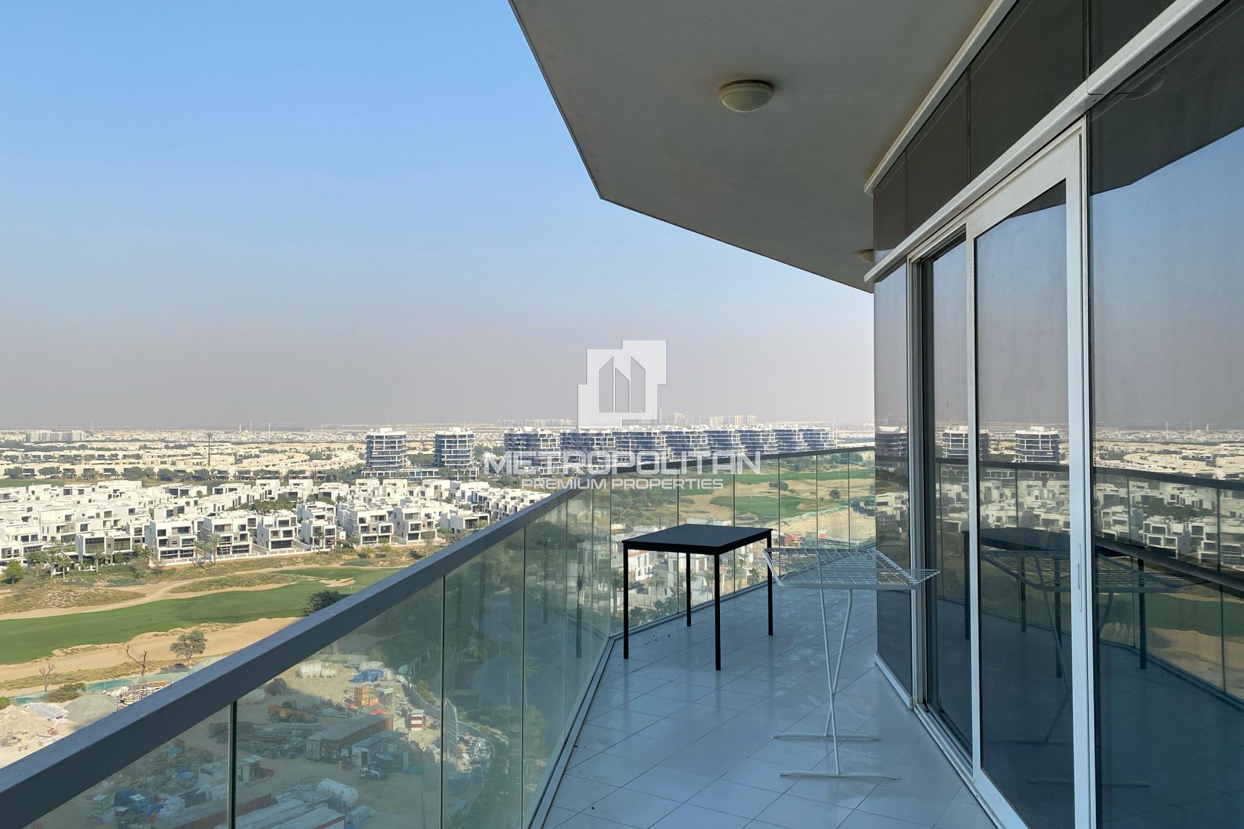 Mid Floor | Stunning Golf View | Spacious Rooms photo-8