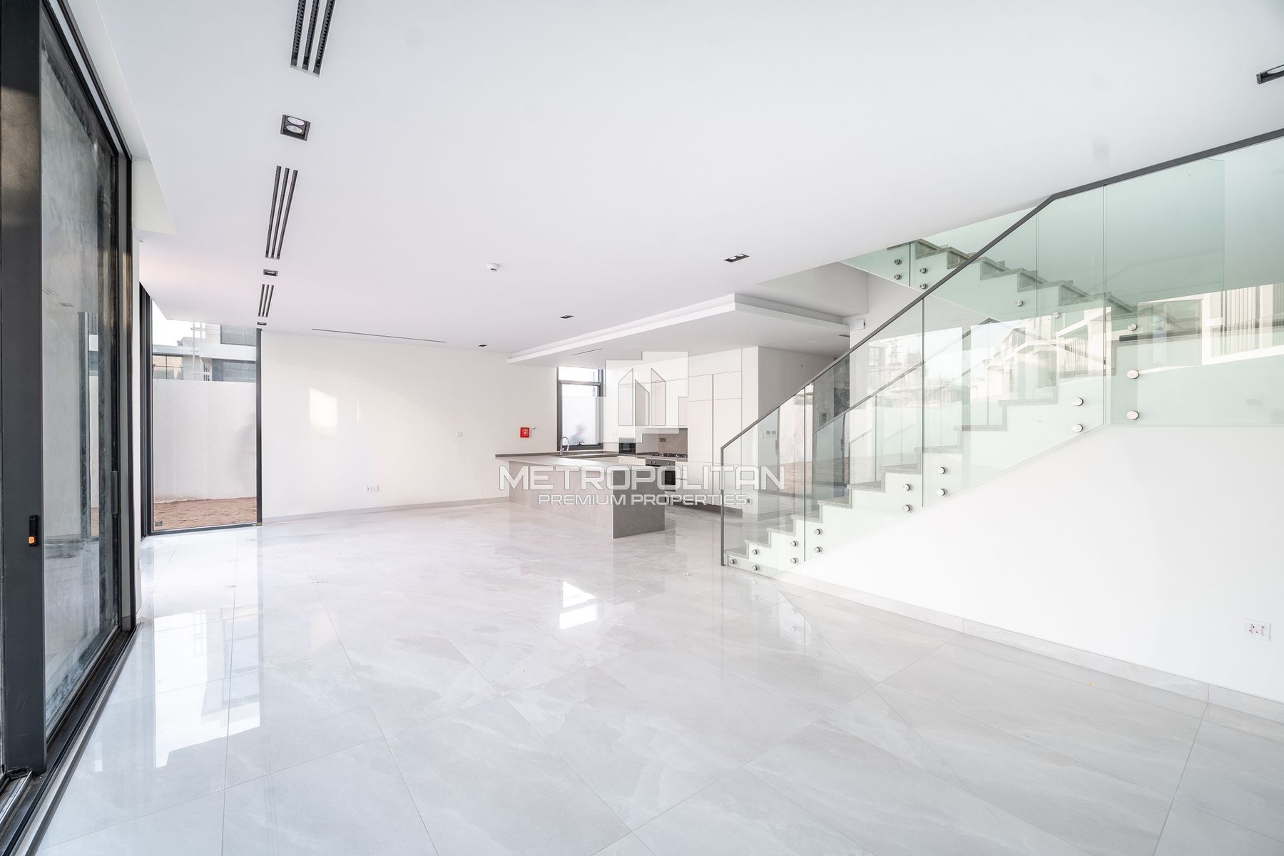 Largest Plot | Prime Location | Rare Opportunity photo-4