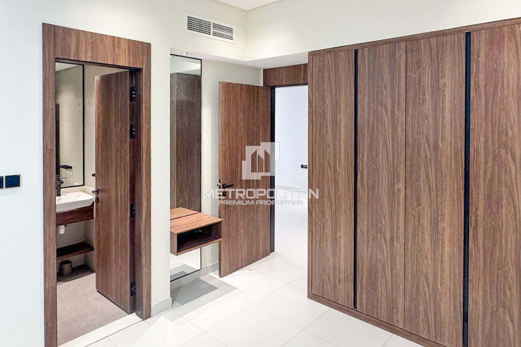 Image - Torino, Arjan, Dubai | Project - Appartement